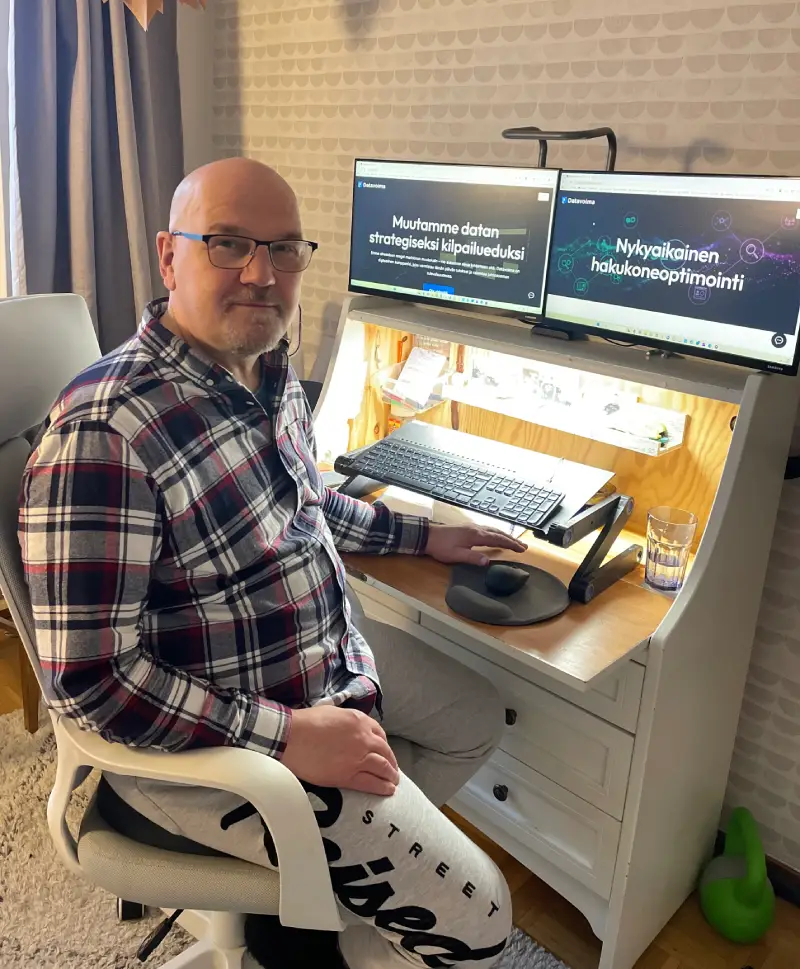 Yrittäjä tomistollaan